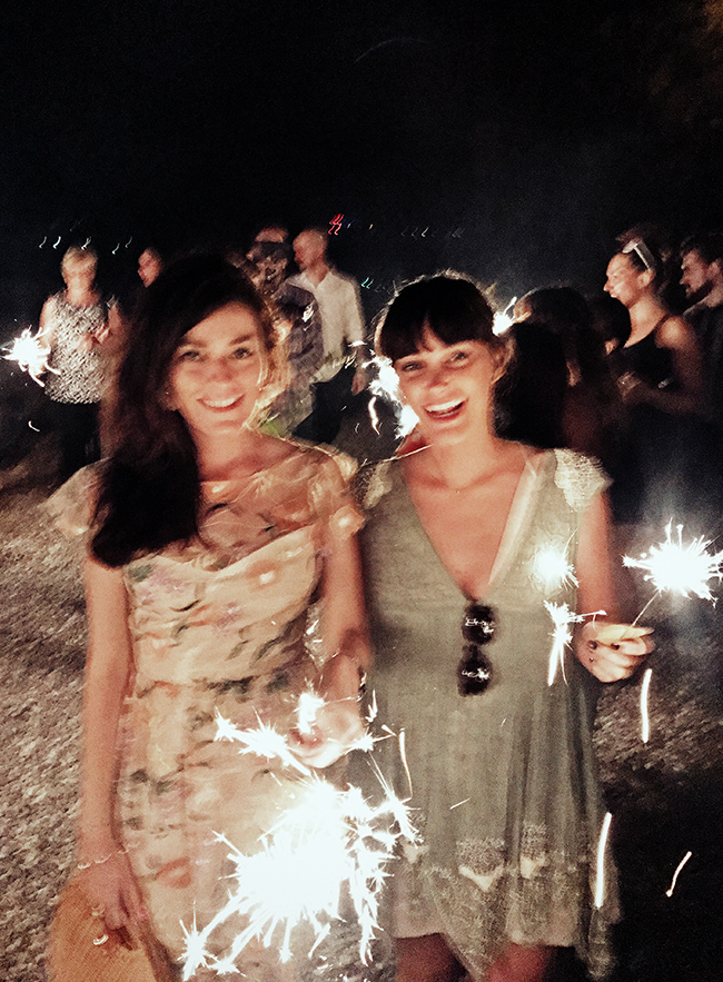 Tennessee Barn Wedding Classy Girls Wear Pearls
